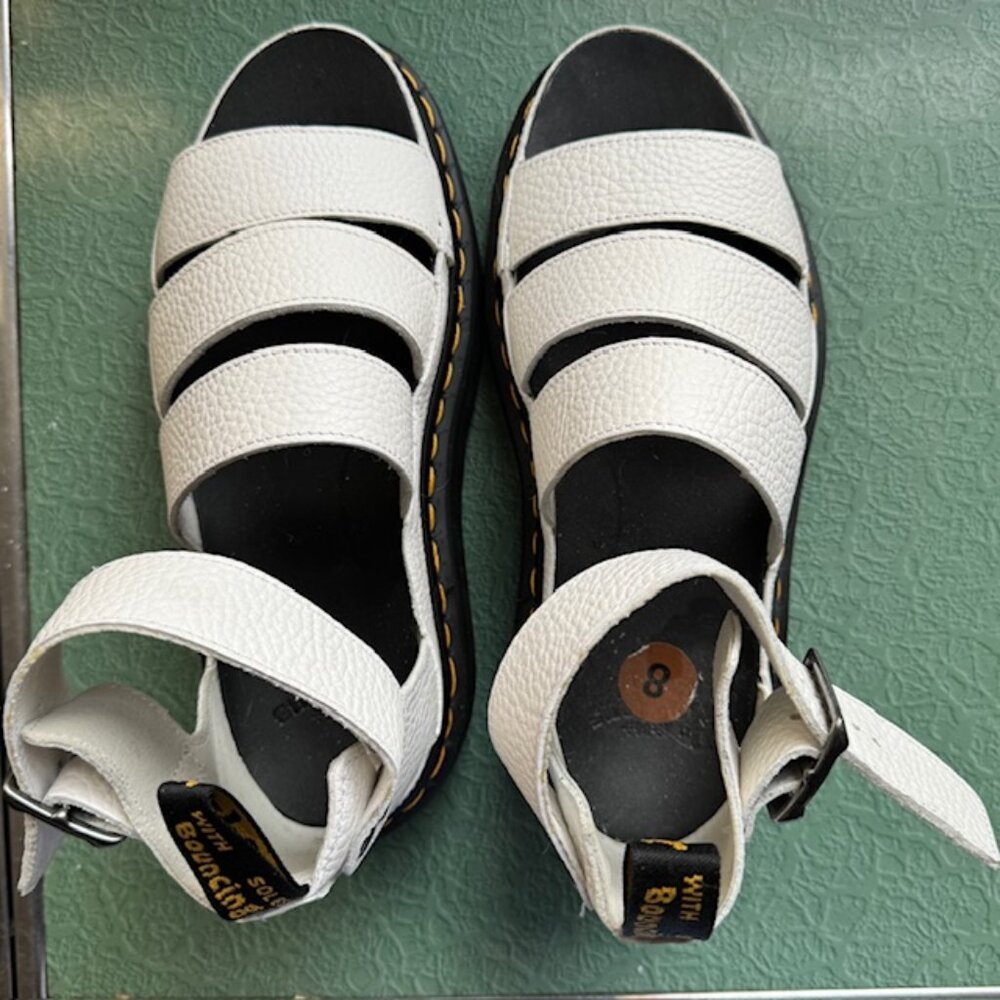 Doc Martens white gladiator sandals w/lugged sole - Size 39 Clarissa II Quad